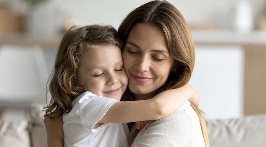 Bir Çocuğun Kalbine Dokunan En Güçlü Dil Sevgi (1)